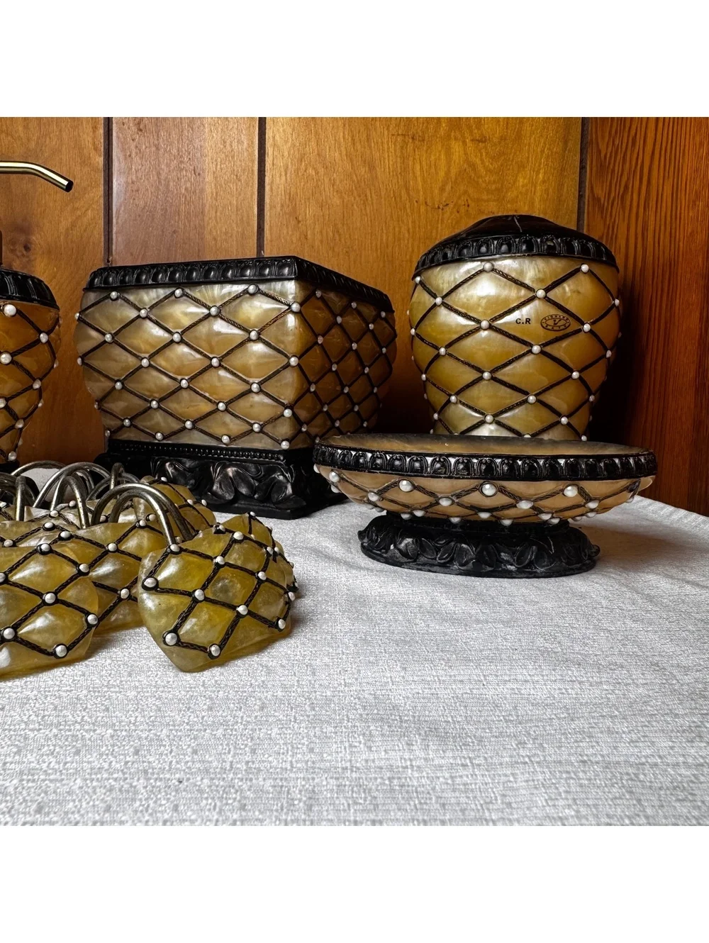 Vighano Bath Accessories 6 Piece Vanity Set Amber Faux Onyx Black Pearl